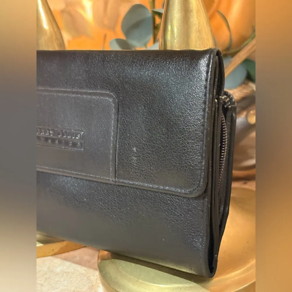 Perry Ellis Black Leather Wallet Sleek Minimalist Design - Image 3