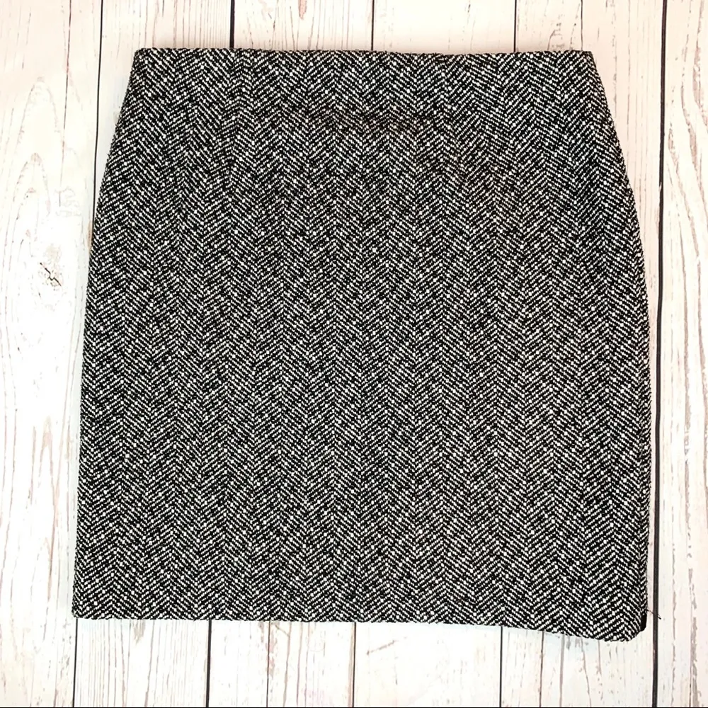 WH/BM Weave Tweed Pencil Skirt Size 4 - Image 6