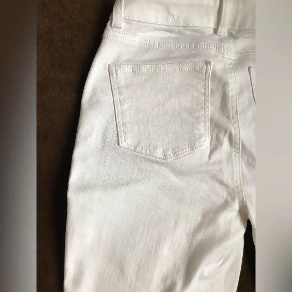 Chicos Straight Leg White Simply Flattering 5 Pockets Jeans Size 2P - Image 5