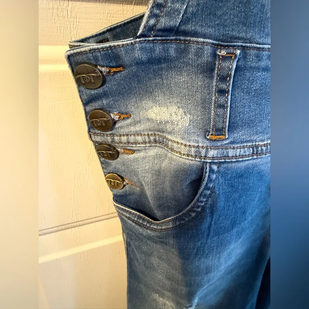 T&T Women’s Overalls - Image 4