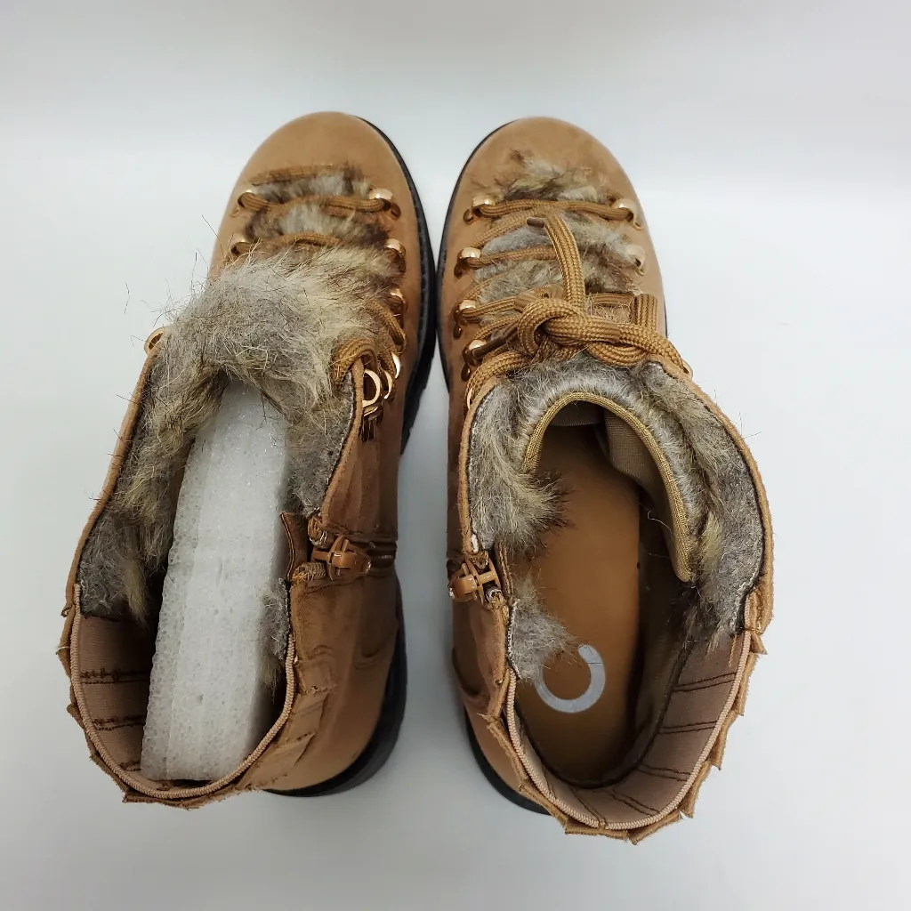 Journee Collection Women's Trail Tan Faux Suede Lace Up Hiking Boots Size 9 - Image 4