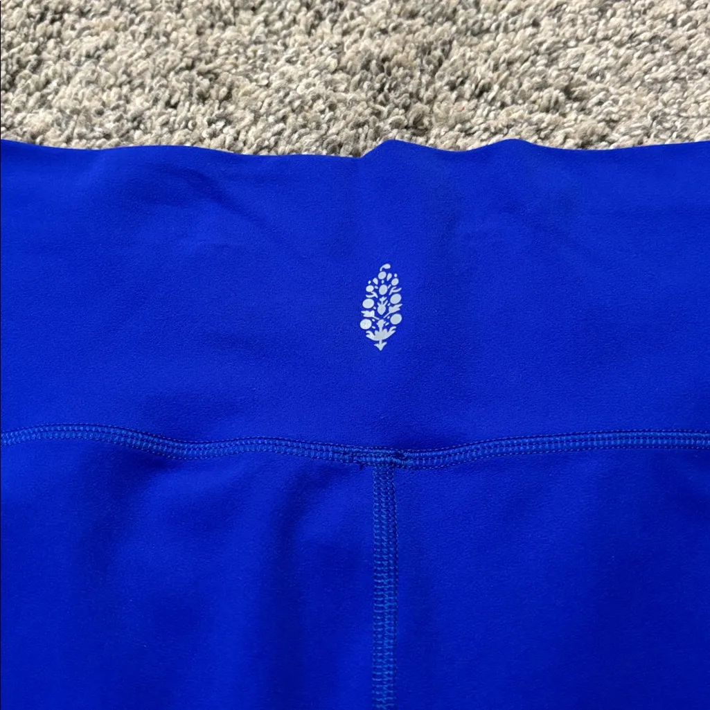 FP Movement Never Better Bike Shorts size large NWT Blue - Image 5