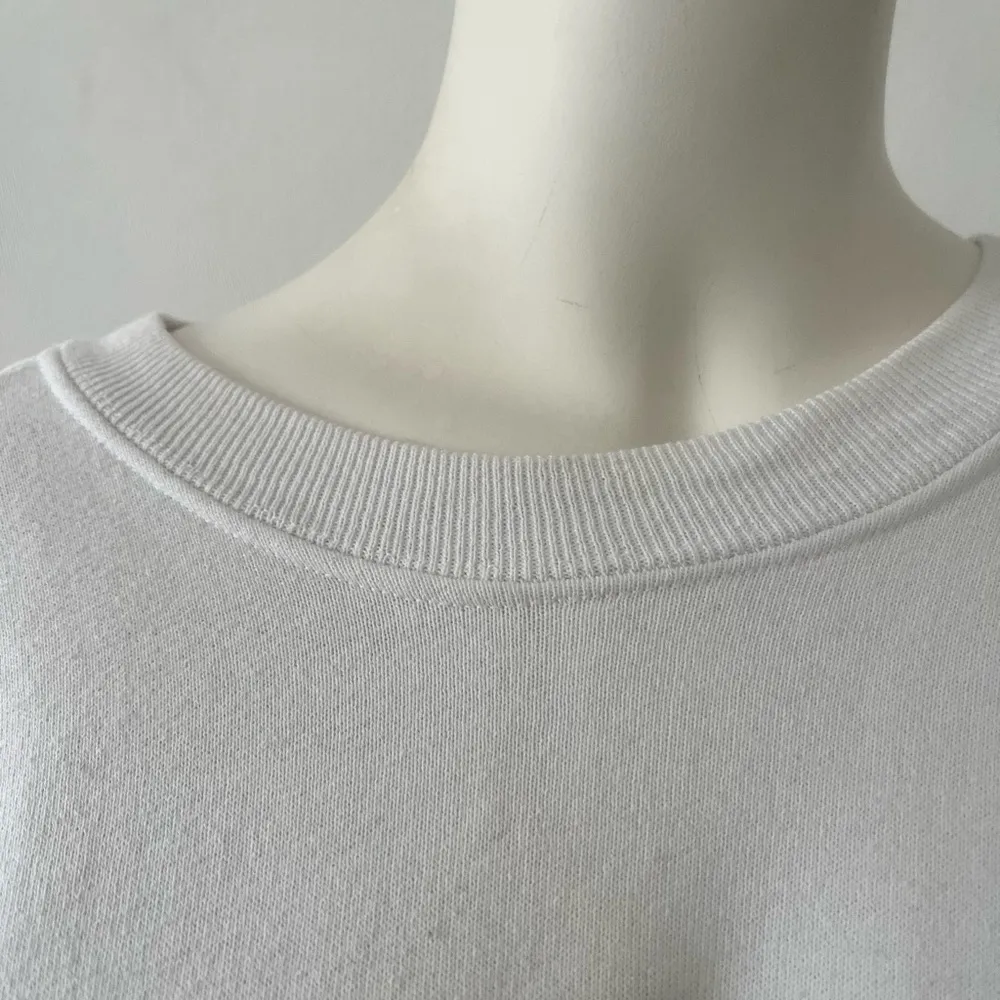 Vintage 1987 White crew neck Mickey Mouse film reel tuxedo Sweatshirt size xl - Image 7