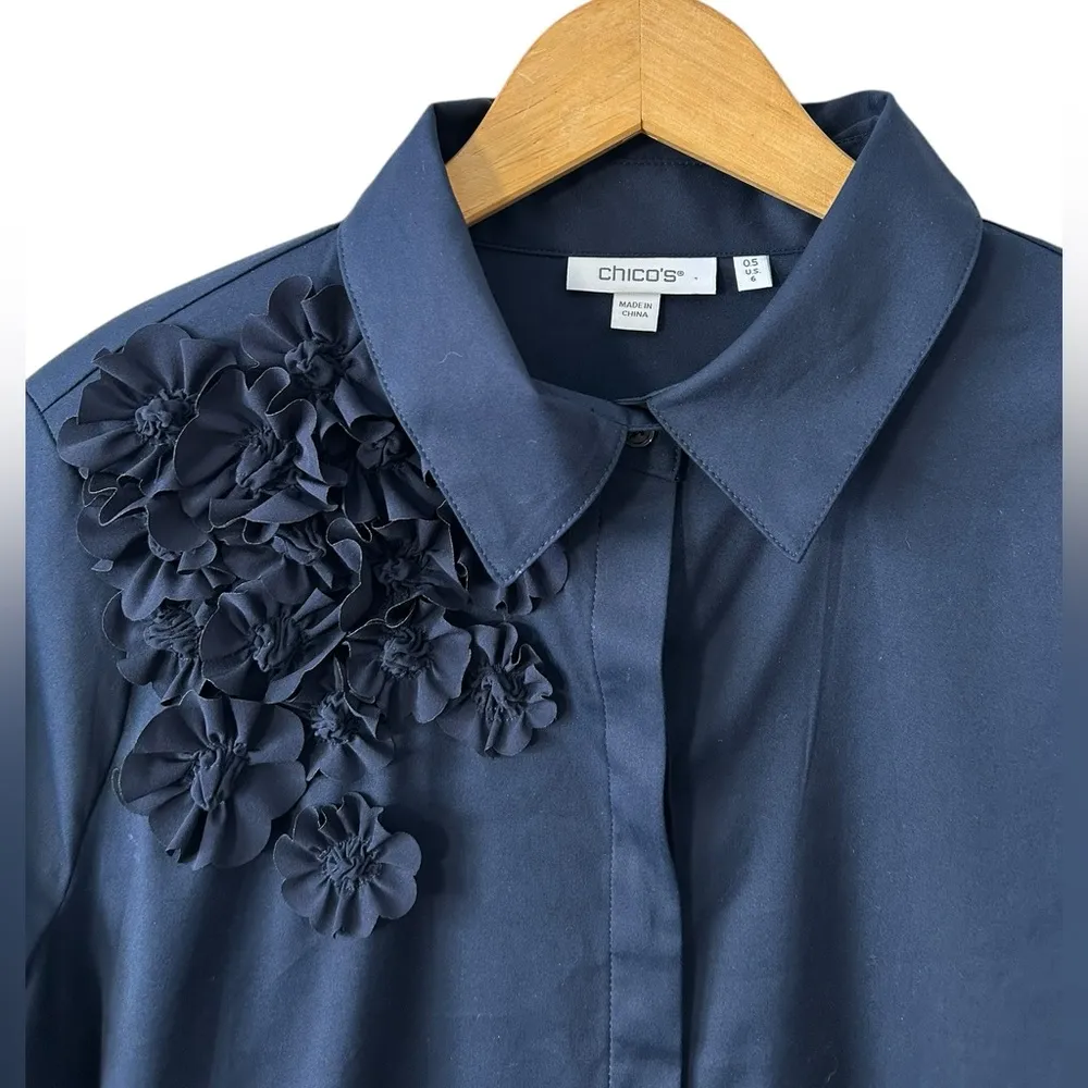 Chico’s Women’s Navy Blue Poplin 3D Appliqué Flower Button Up Shirt Dress Size 6 - Image 4