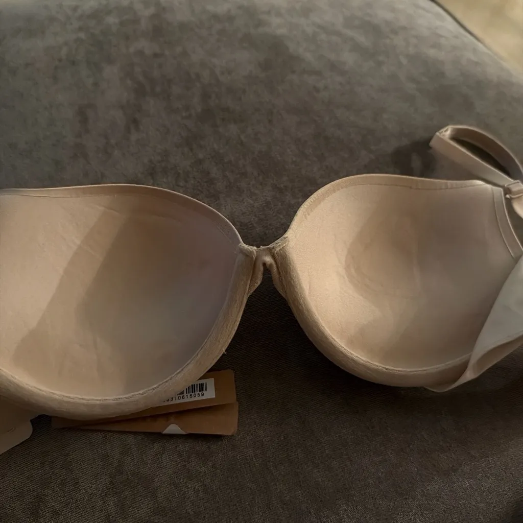 SKIMS  32D NIPPLE PUSH-UP BRA- Sand NWT - Image 7