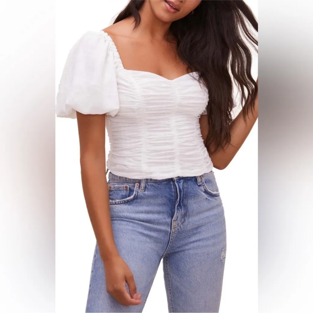 Astr The Label • Crop Blouse • Ruched • White • Short Sleeve • Large - Image 2