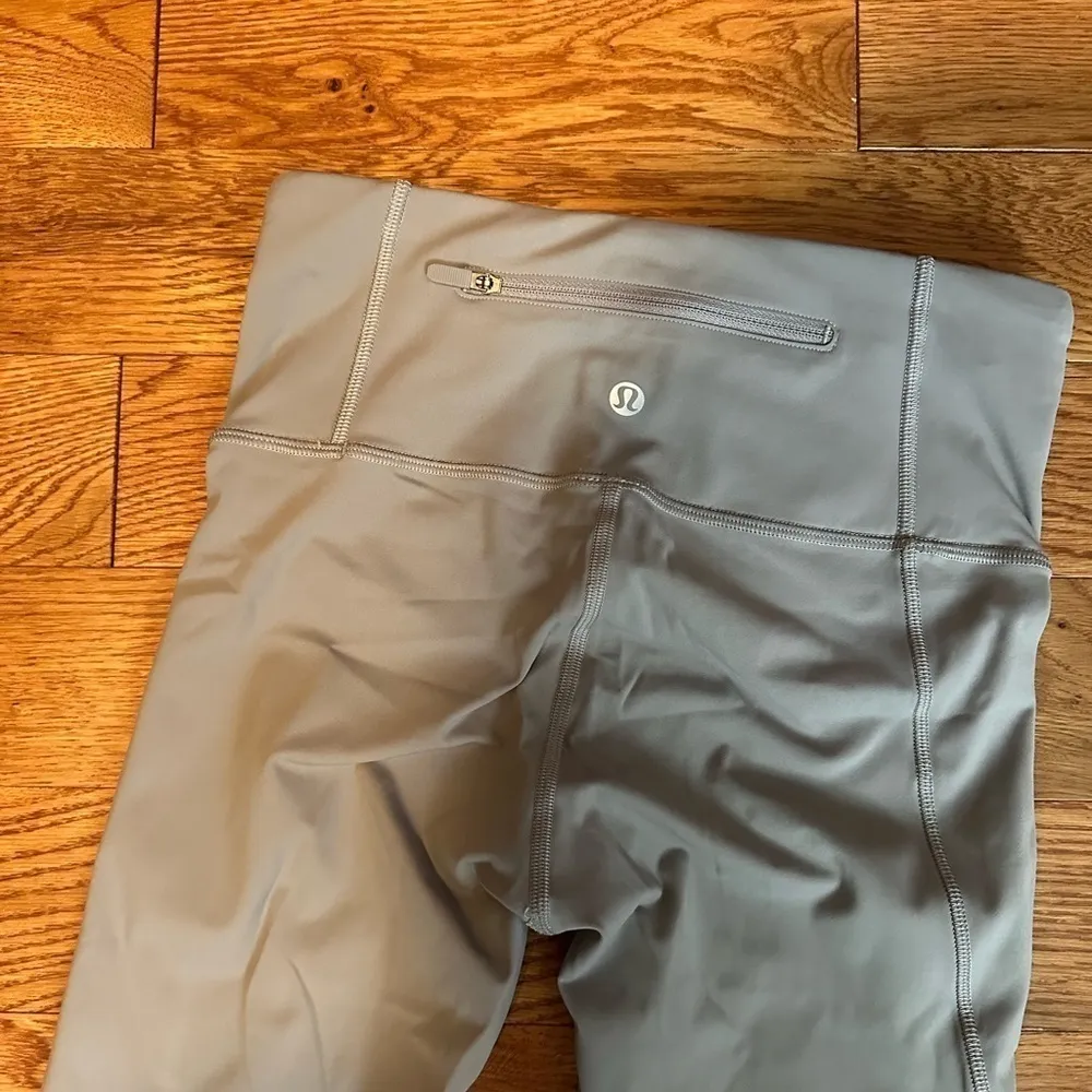 Lululemon leggings - Image 5