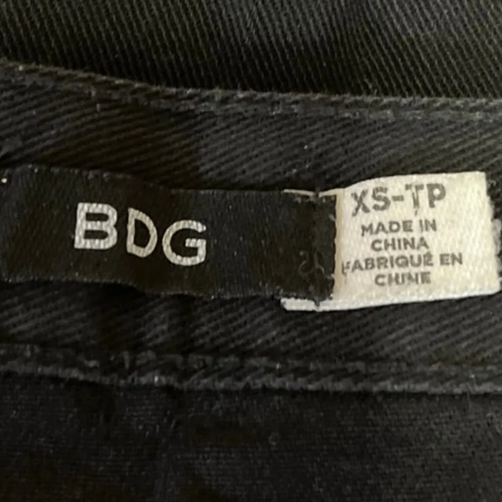 Urban Outfitters BDG Women's Black Denim Button Front Casual Mini Skirt Size XS - Image 4