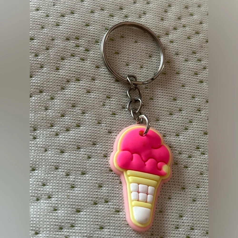 Ice Cream Cone Keychain NWT Pink - Image 4