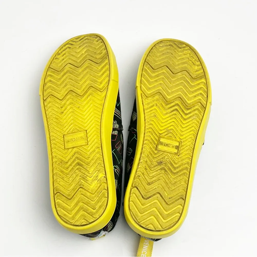 TOMS VENICE COLLECTION Black Late Night Food Run Slip On Canvas Shoes, Size 8.5 - Image 7