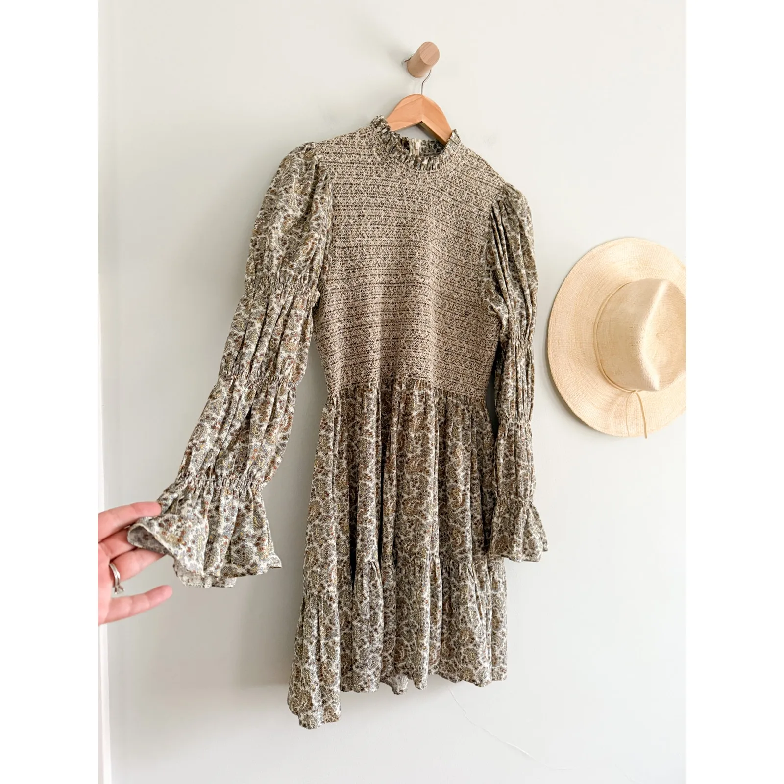 DÔEN | DOEN | Callie Dress / Cream Tisbury Paisley | Sz S Green - Image 3