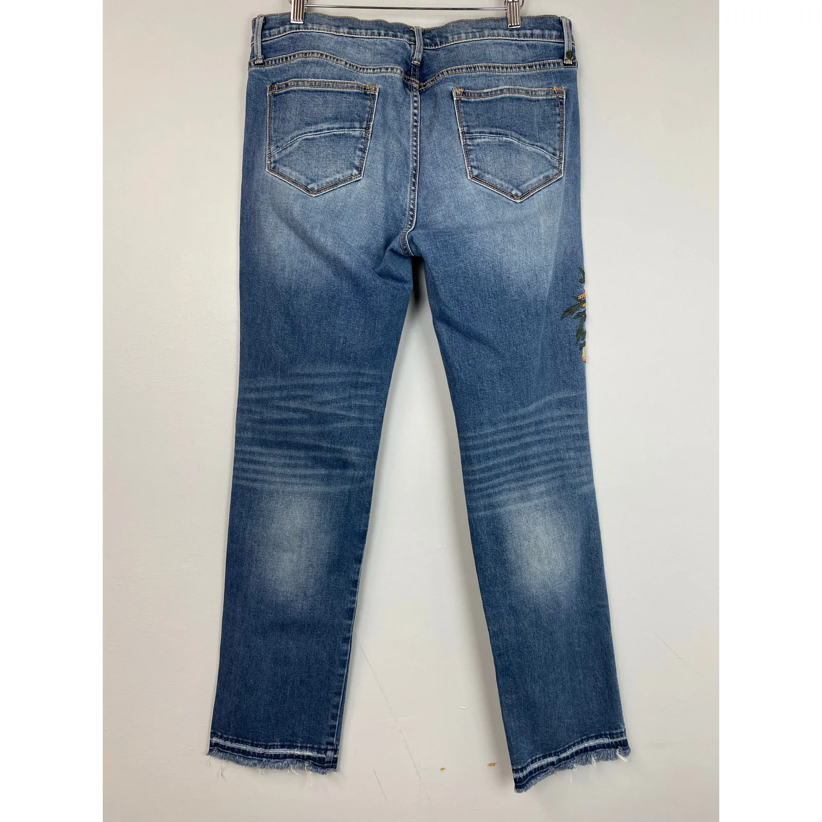Driftwood Audrey Floral Embroidered Straight Skinny Raw Hem Distressed Jeans 32 - Image 4