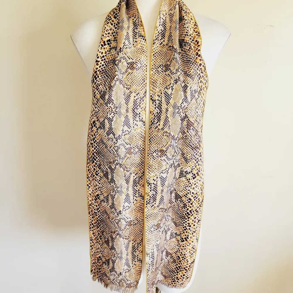 Reptile print poly raw edge rectangle scarf - Image 6
