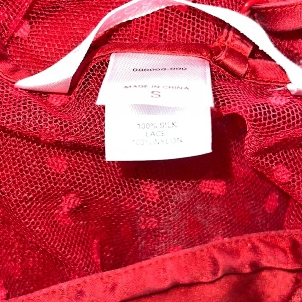 Y2K Victoria’s Secret Silk Flyaway Slip - Image 5