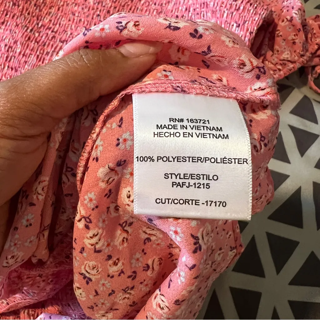 City Triangles Pink Floral Smocked Ruffle Trim Scoop‎ Neck Mini Dress Size L - Image 8