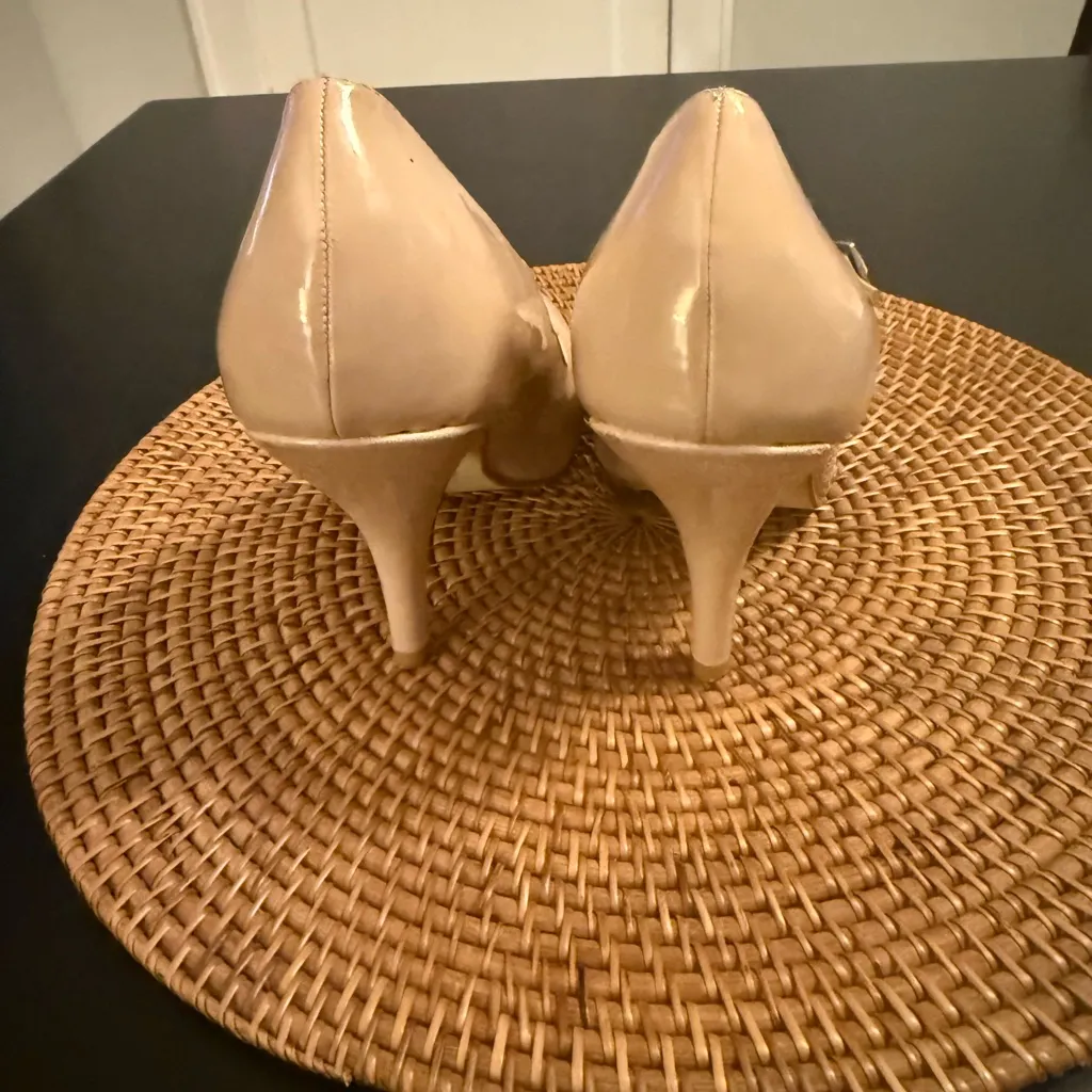 Journee Collection Elegant Cream Mary Jane Heels - Image 6