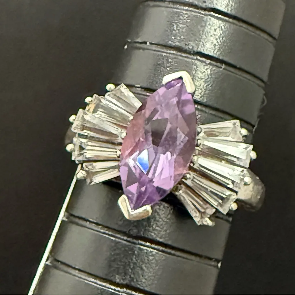 Vintage 925 Sterling Silver Marquise Amethyst Ballerina Bow Baguette Ring Size 8 Purple - Image 6