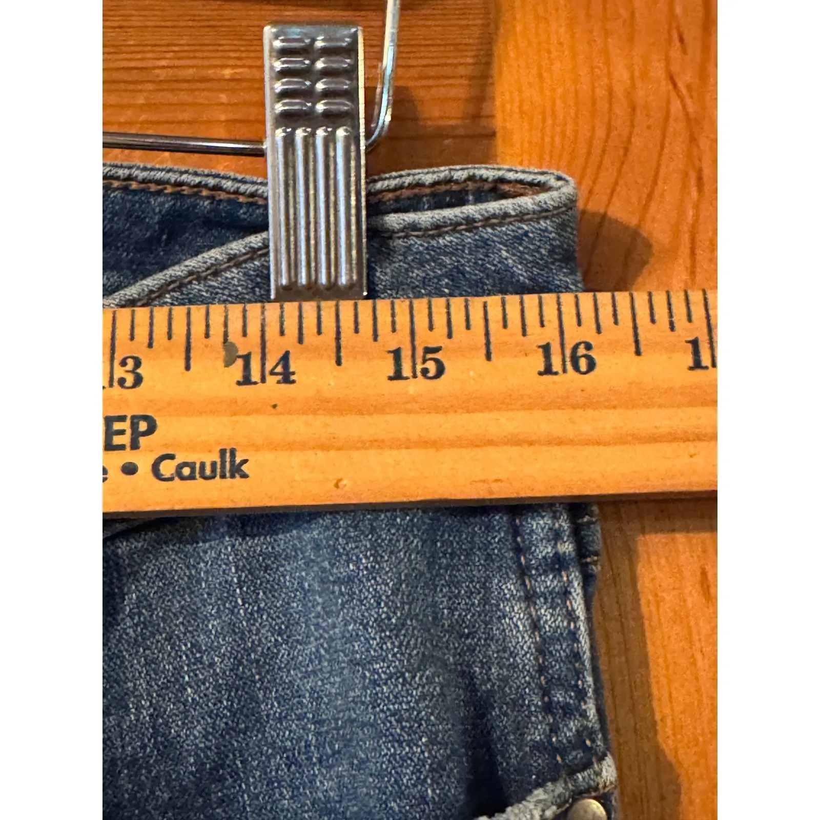 Wrangler Retro High Waisted Flare Jeans Medium Wash Size 31x32 Hi rise trouser - Image 3