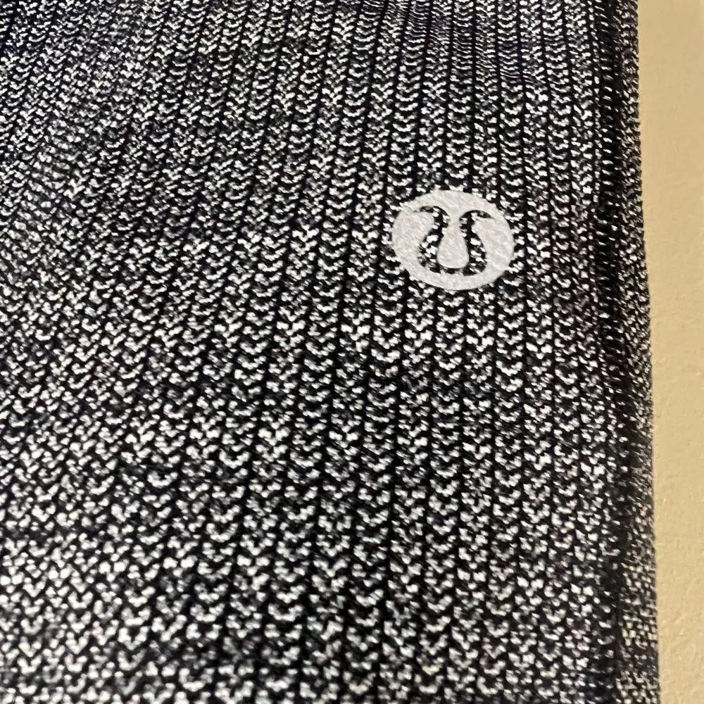 Lululemon Speed Up Tight 28” Full-On Luxtreme Luon Size 8 Gym Goth Meets Pilates - Image 8