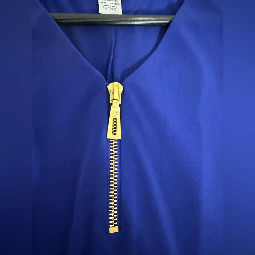 Carmen Marc Valvo Blue V-Neck Zip High Low Top Size Large Businesscore Office - Image 2