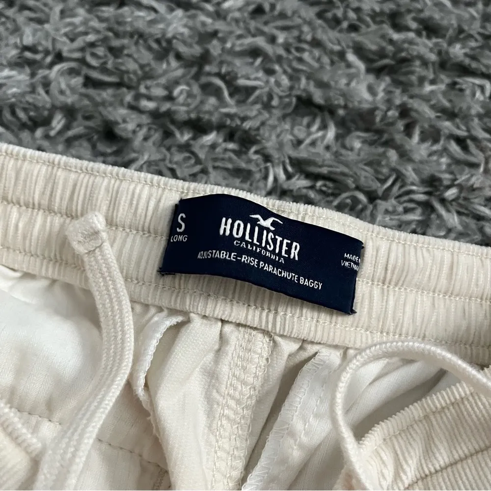 cream parachute pants size small long - Image 6