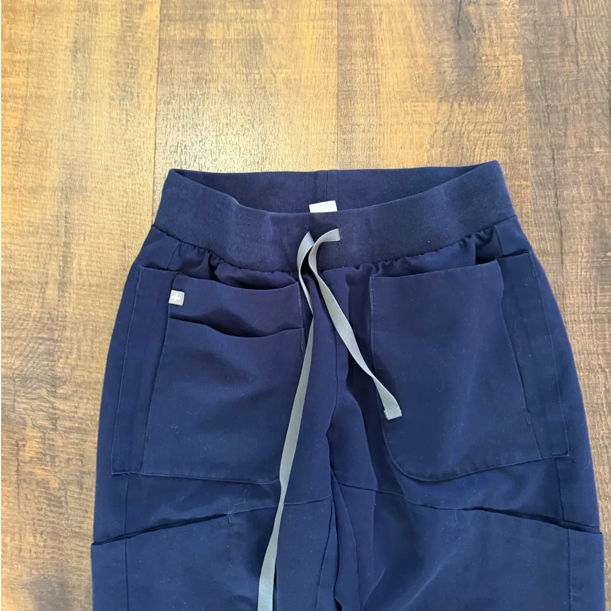 FIGS Technical Collection Navy Blue Jogger Scrub Pants XS Drawstring Cargo - Image 2