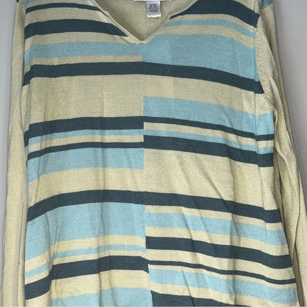 NWT! Norton Studio Long Sleeve V - Image 9