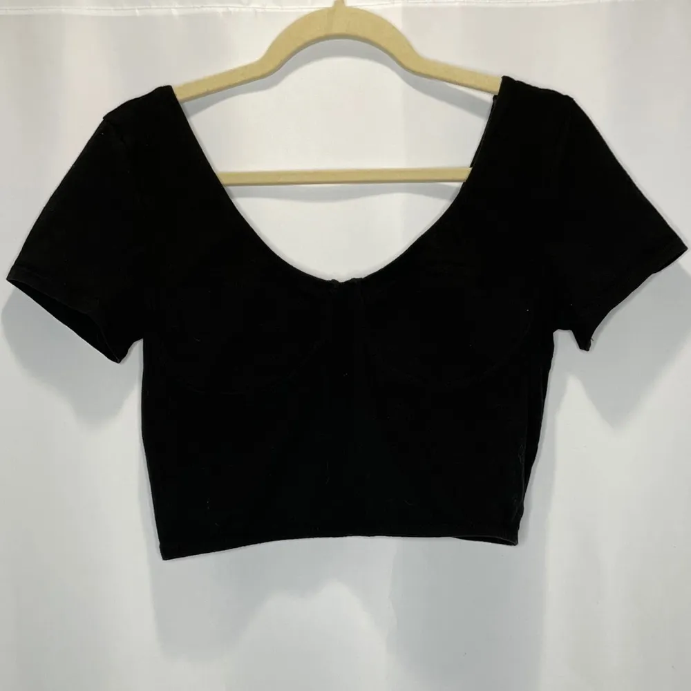PACSUN LA Hearts Black Crop Top - Image 2