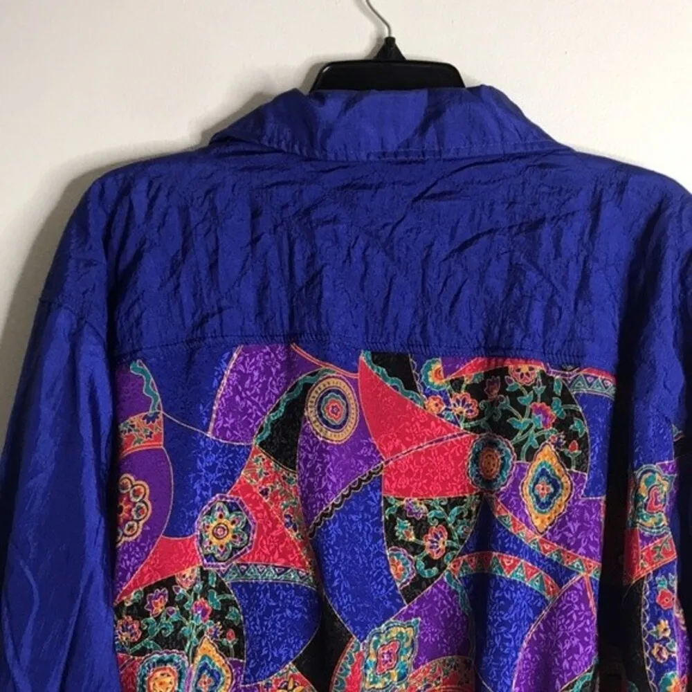 Casual isle nylon windbreaker bright colored print jacket size small Blue - Image 11
