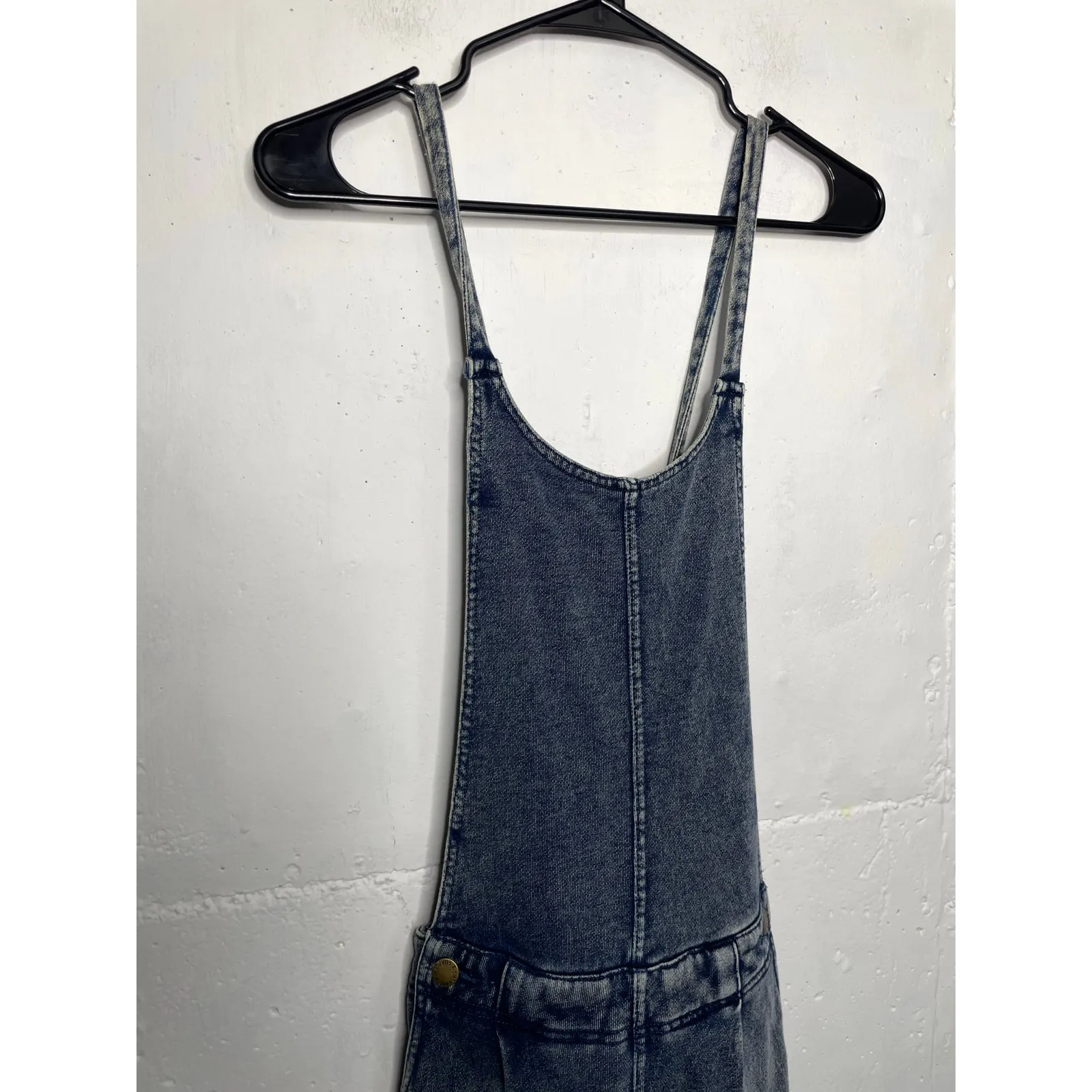 NEW Z Supply Knit Denim Overalls Womens Size Small Indigo - Image 2