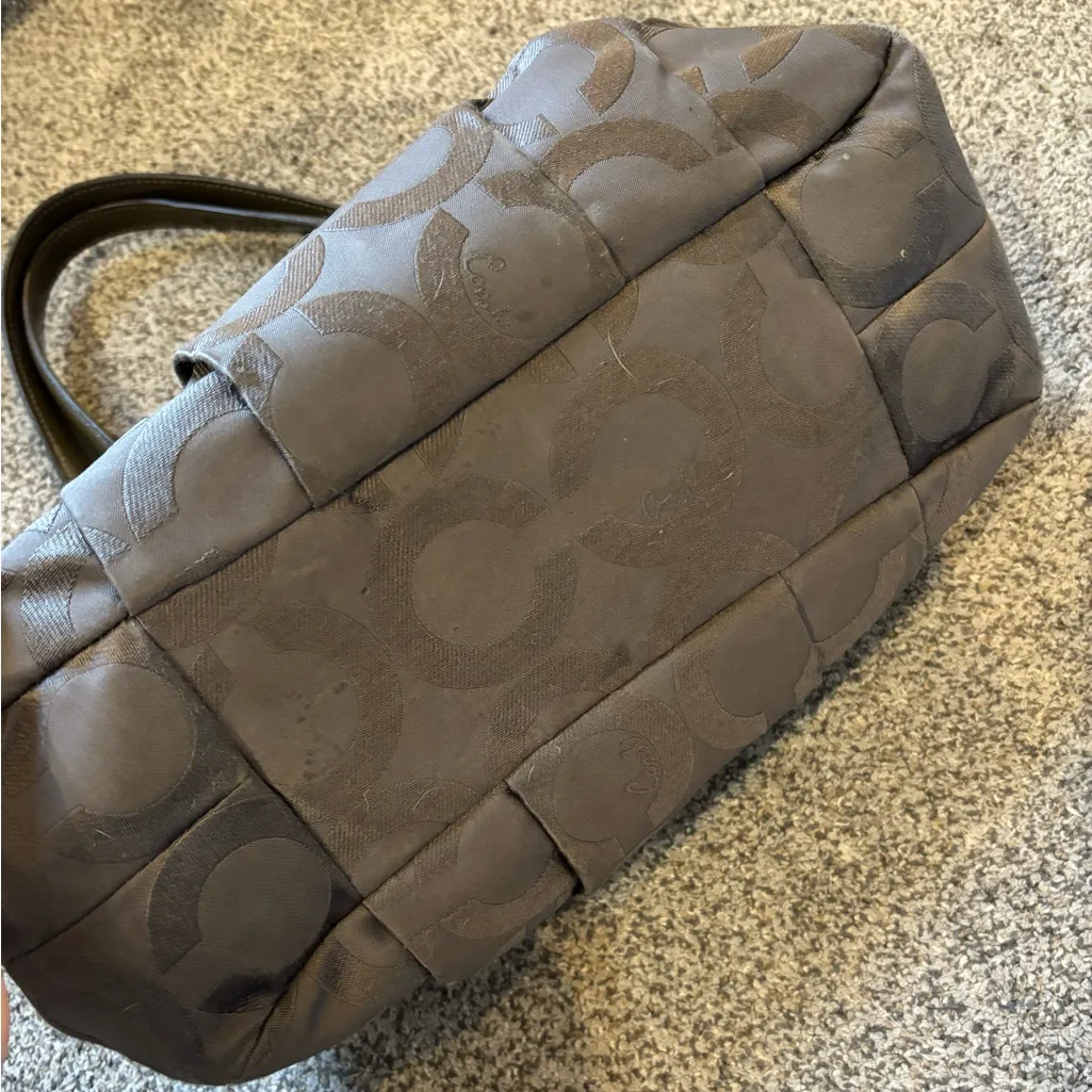 Coach Vintage Hobo Bag - Image 3