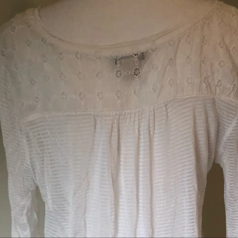Lucky Brand white top - Image 32