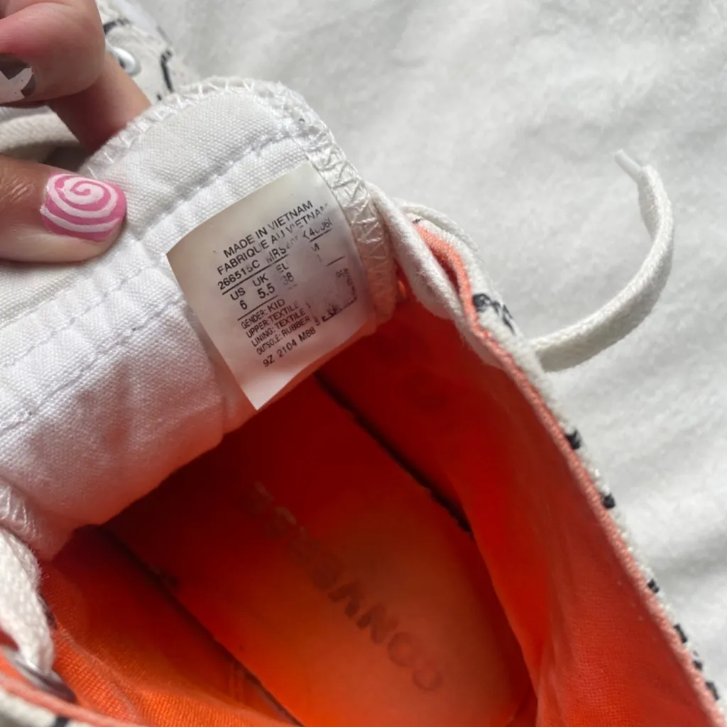 Converse Chuck Taylor white orange and black high tops - Image 5