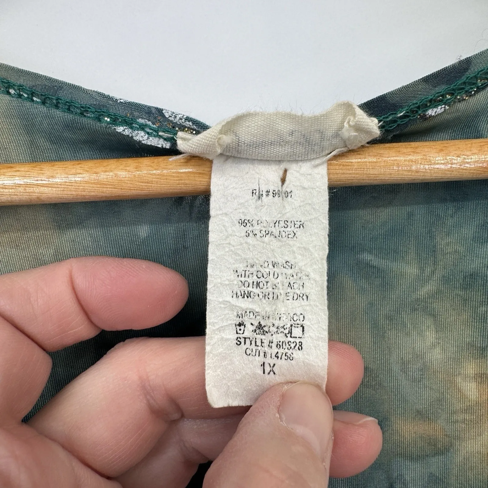 Vintage Y2K Brittany Black Top Womens 1X Green Forest Fairy Sparkle Tie Dye - Image 3