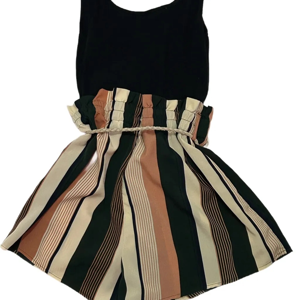 Amazon Striped Romper with belt size medium dressy casual size medium - Image 2