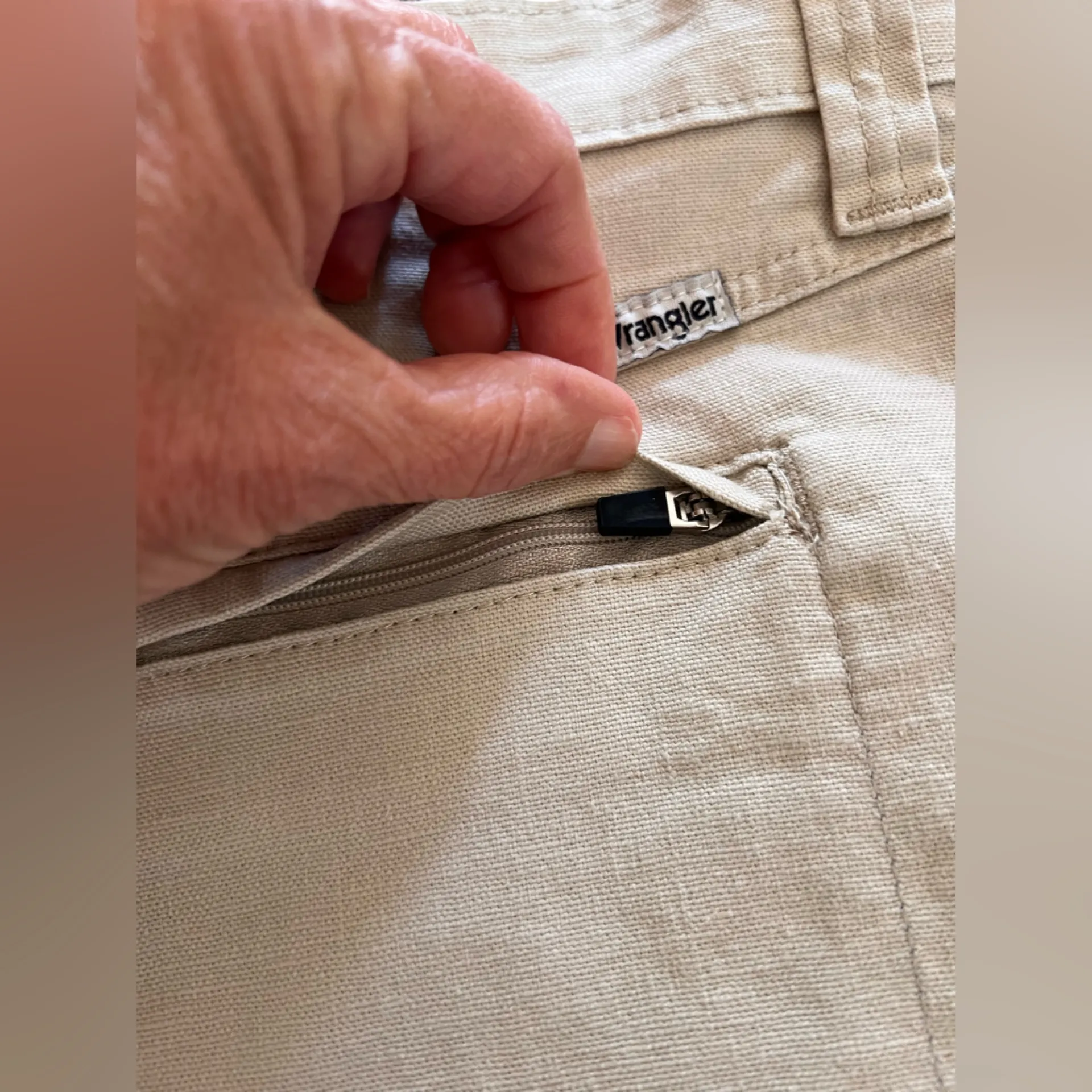 Wrangler Cream High Waist Shorts Classic Design cargo activewear rugged outdoor - Image 7