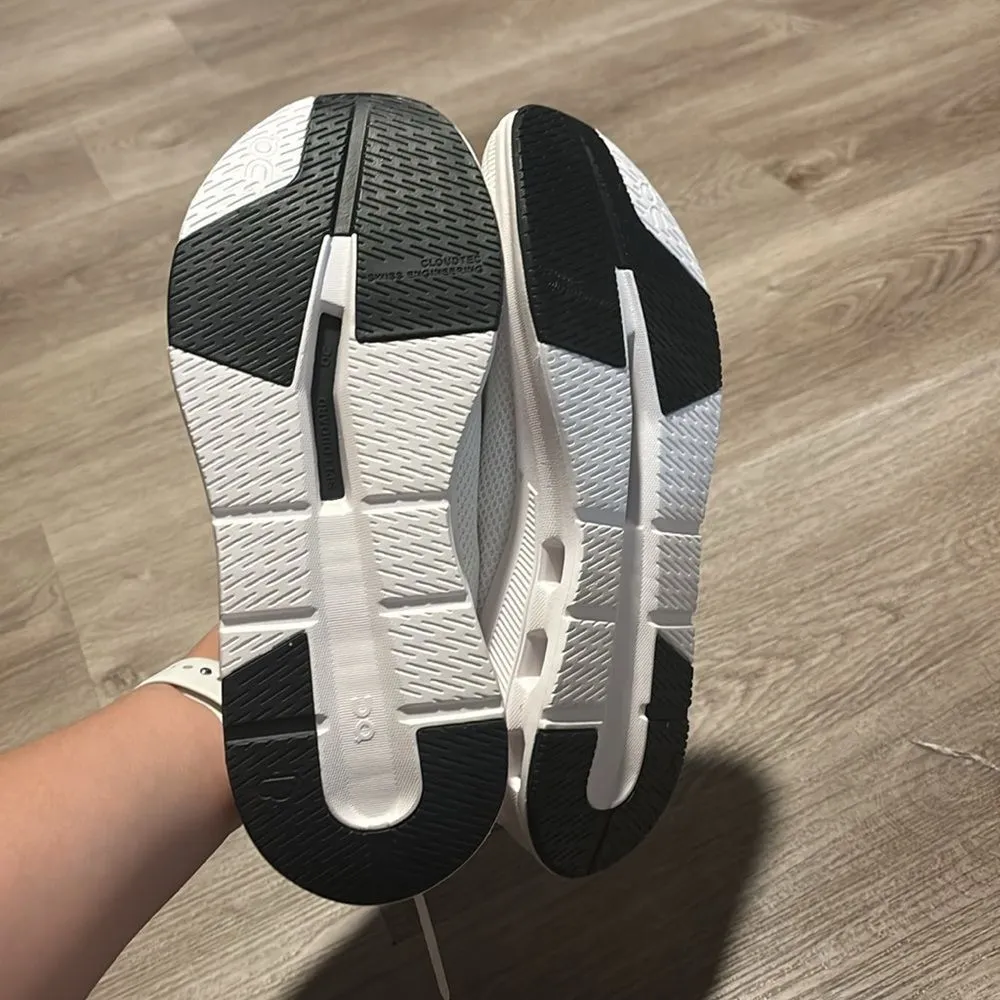 Women’s On Running Cloudeasy Sneakers White Size 9 - Image 9