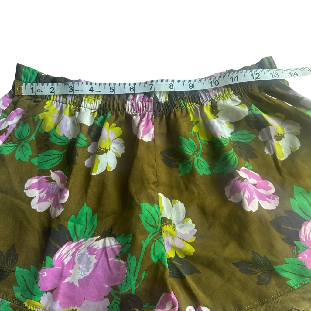 Aerie Women's Brown and Pink Tropical Print Shorts Size M NWOT - Image 3