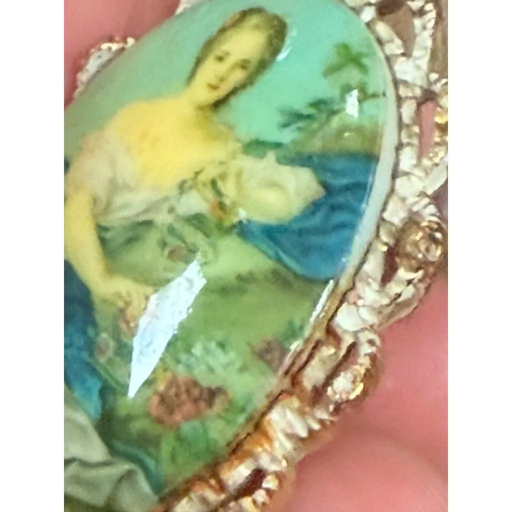 Vintage Oval Portrait Brooch With Gold - Image 4