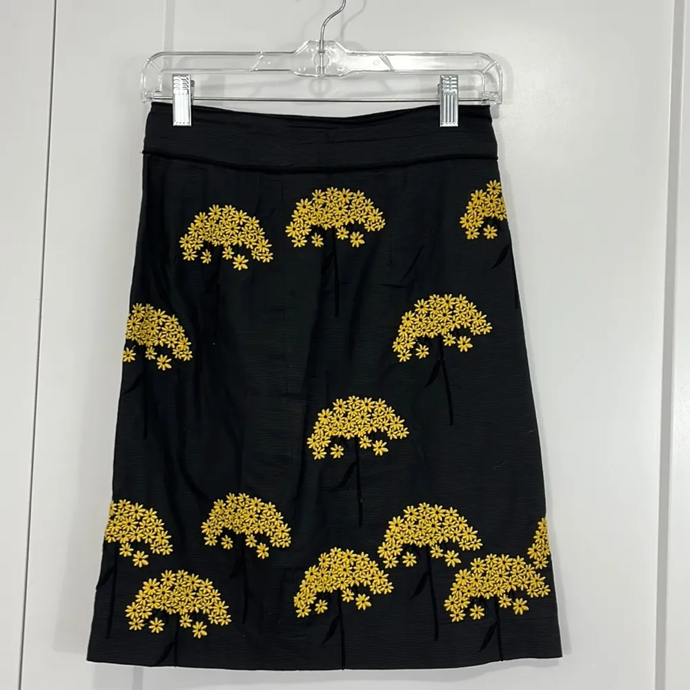 Anthropologie Floreat Size 0 Black and Yellow Embroidered Floral Skirt - Image 2