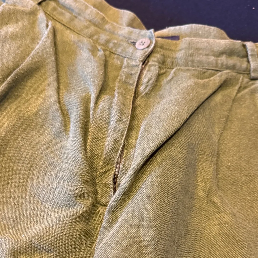 Liz Claiborne Olive Women's Bermuda Shorts / DG88 - Image 2