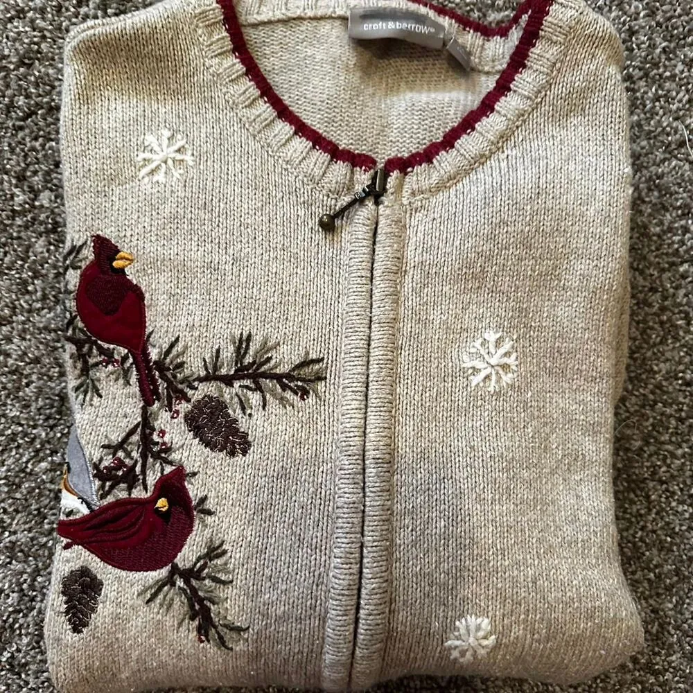Croft-barrow Women's Vintage Christmas Winter Cream and Red Cardigan - Image 6