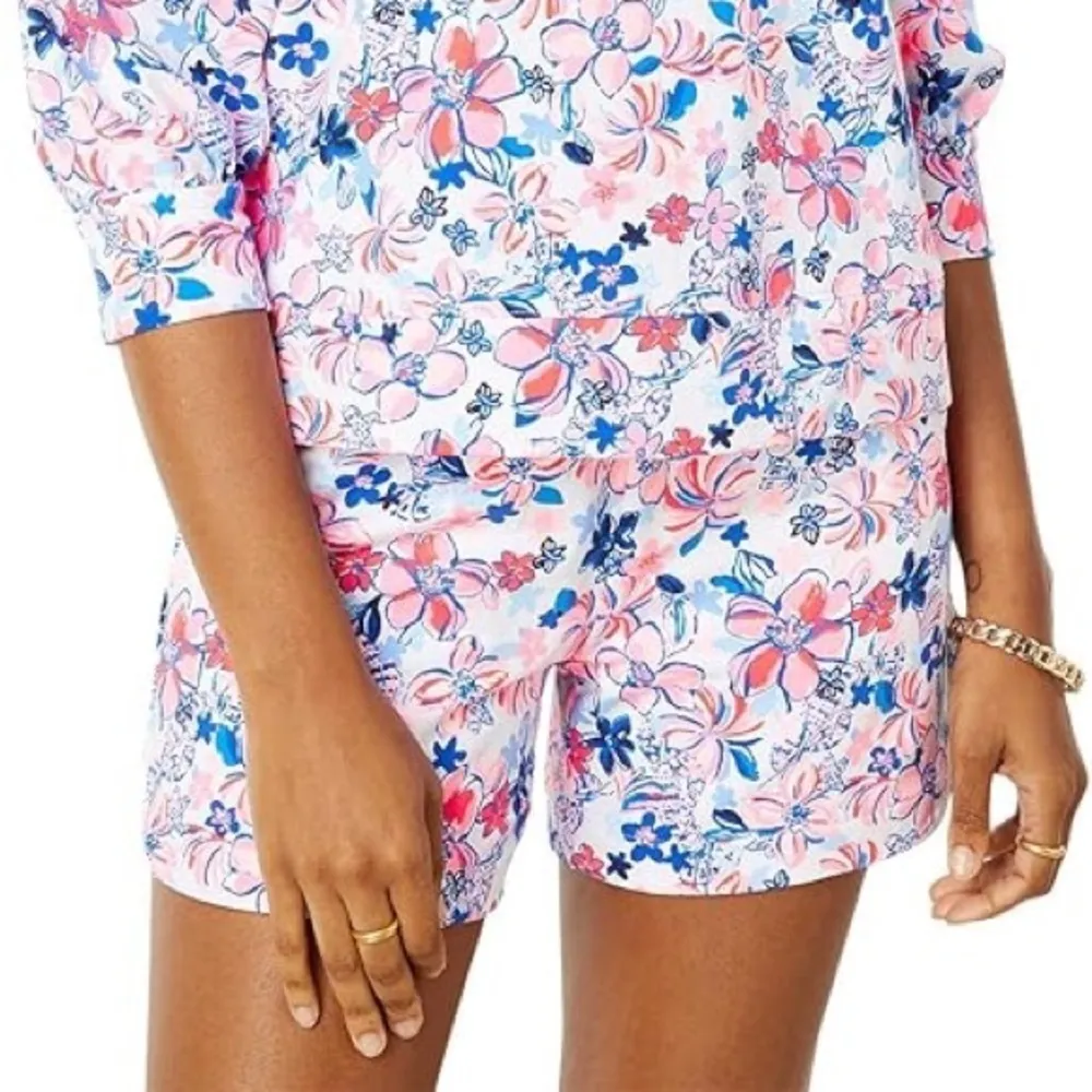 NEW Lilly Pulitzer Kylar Knit Resort White Party Like A Lobstar Short - Image 6