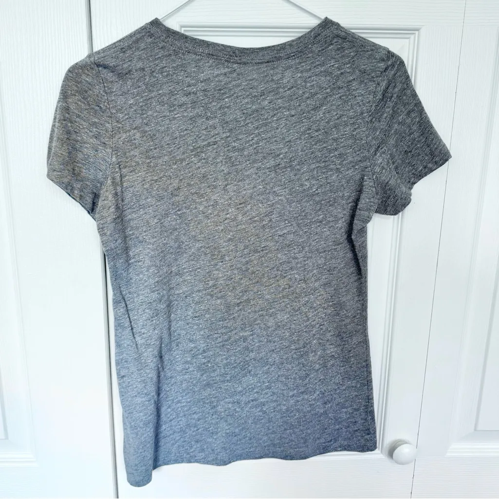 DISNEY x Broadway Newsies The Musical Gray Women's T-Shirt SMALL - Image 4