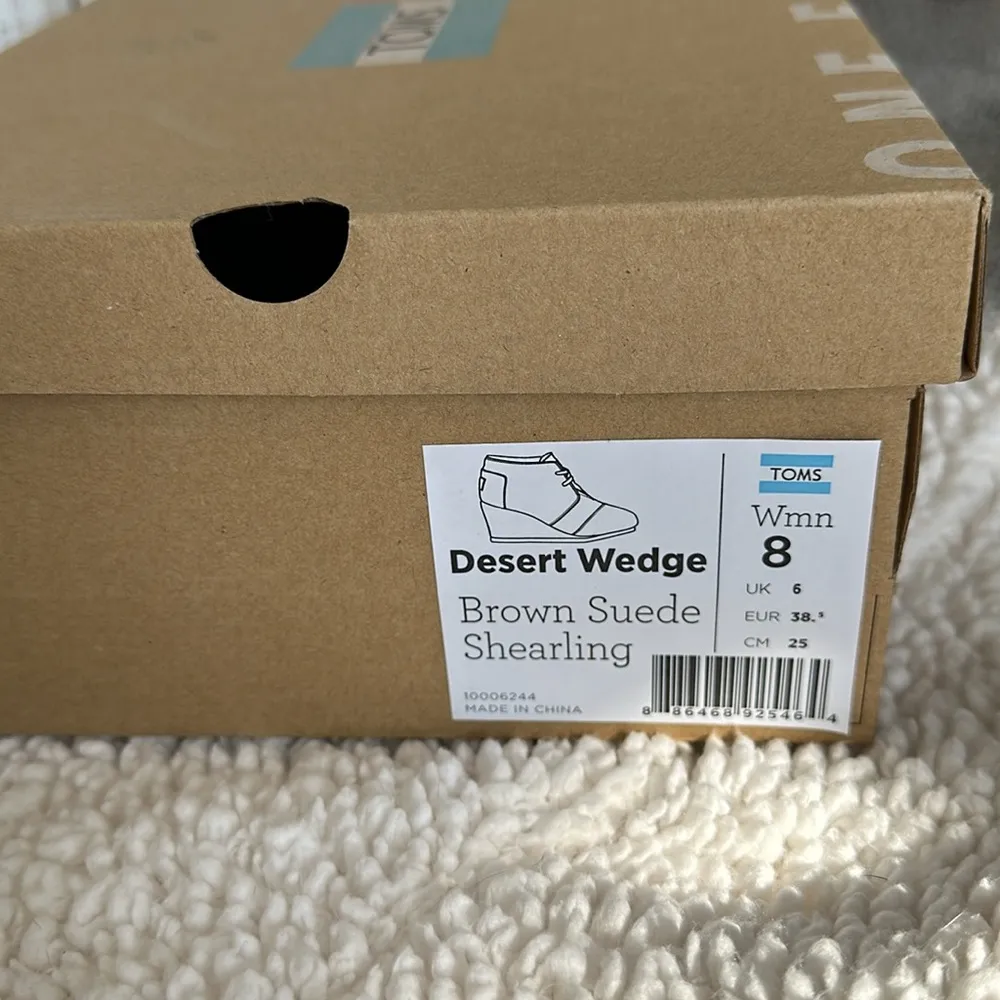 Toms Desert Wedge Boots  Brown Suede Shearling Womens Size 8 - Image 7