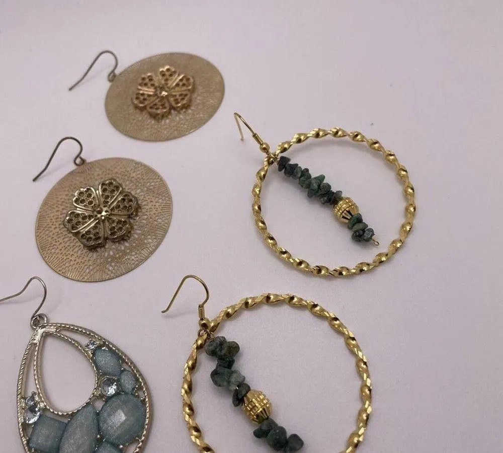 Lot Of 3 Costume Jewelry Dangle Drop Costume Earrings Pierced Mix Gold Tone - Image 8