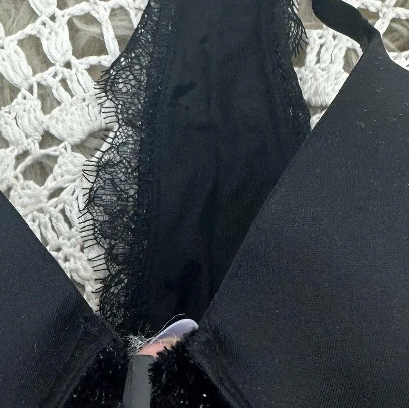 Victoria’s Secret Pink Bra Bundle Size 32D - Image 3