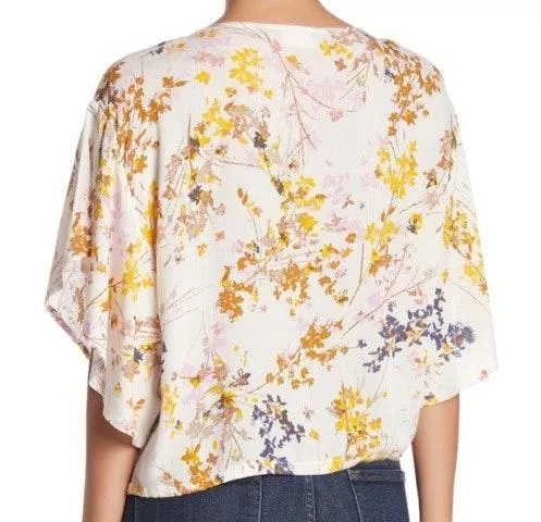 NWT• • Floral Blouse• XS - Image 2