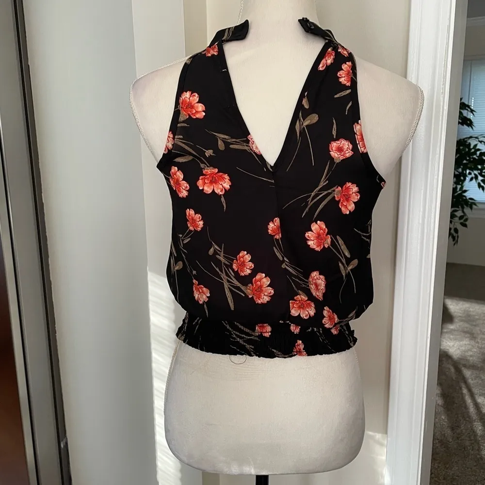 Sienna Sky Floral Crop Halter Top Size XS - Image 2