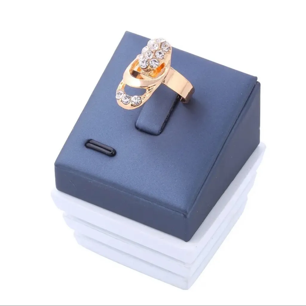 4Pcs Jewelry Set Rings Necklace Earrings Bracelet High Performance Golden Diamon Gold - Image 3